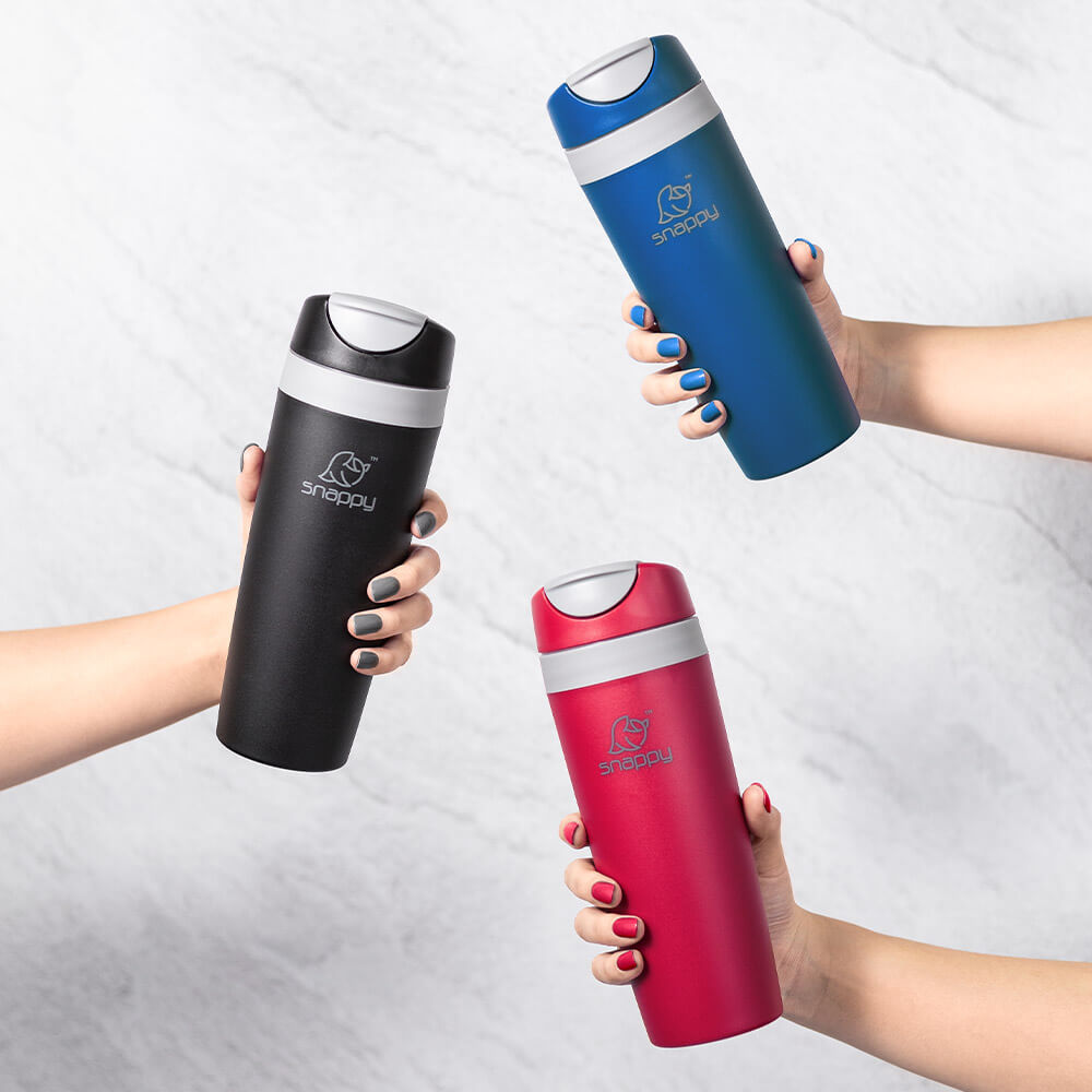 0002 SN DW400B SN DW400I SN DW400M Snappy Double Wall Plastic Tumbler Lifestyle Image 2