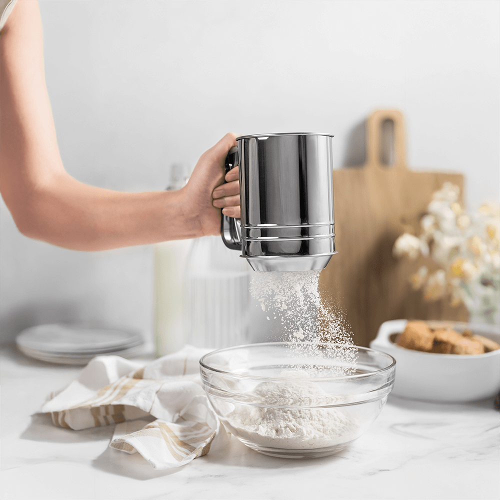 502129 Kitchen Inspire Triple Layer Sifter