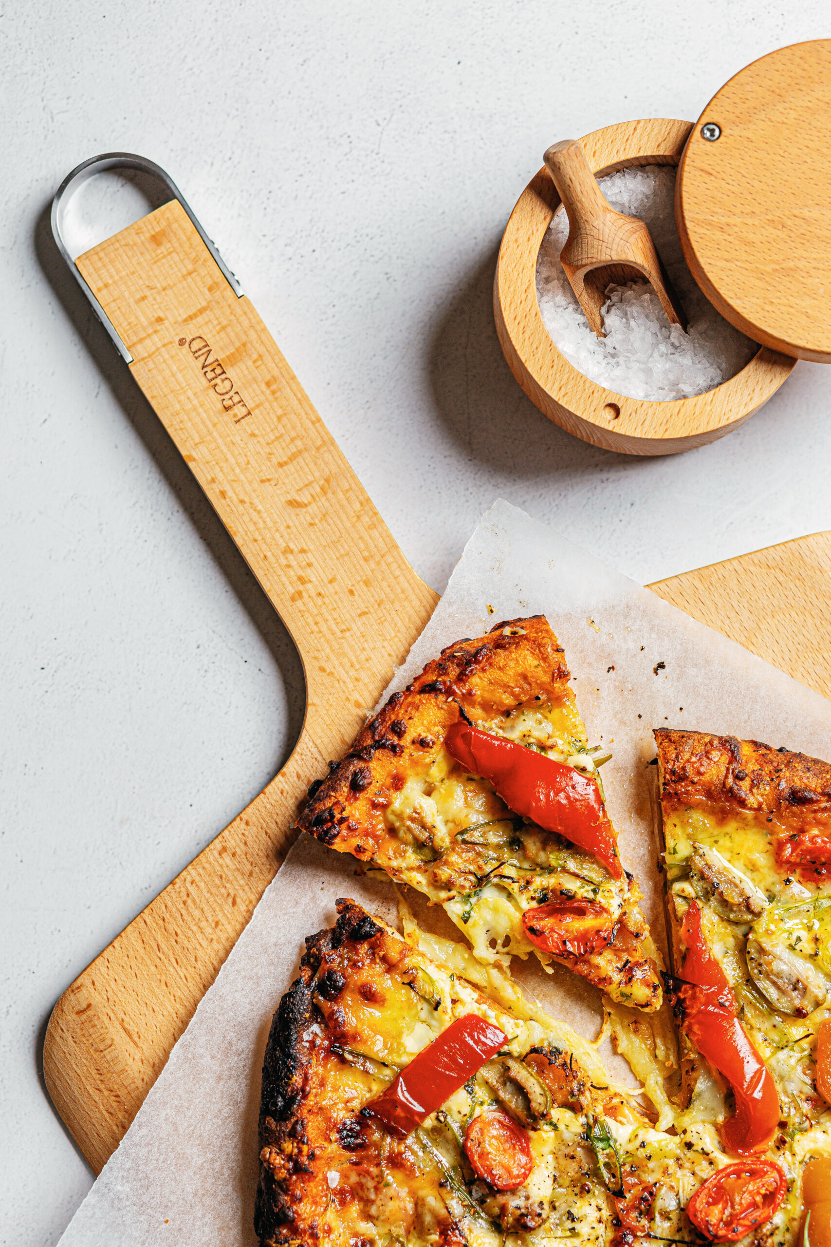 600708 600710 6009710422939 6009710422953 Legend Premium Beechwood Pizza Board Salt Cellar Group Lifestyle Image scaled