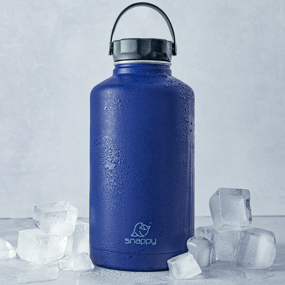 SN OUT1800 O 6009710424285 Snappy Outdoor Tumbler Ocean Lifestyle Image 1