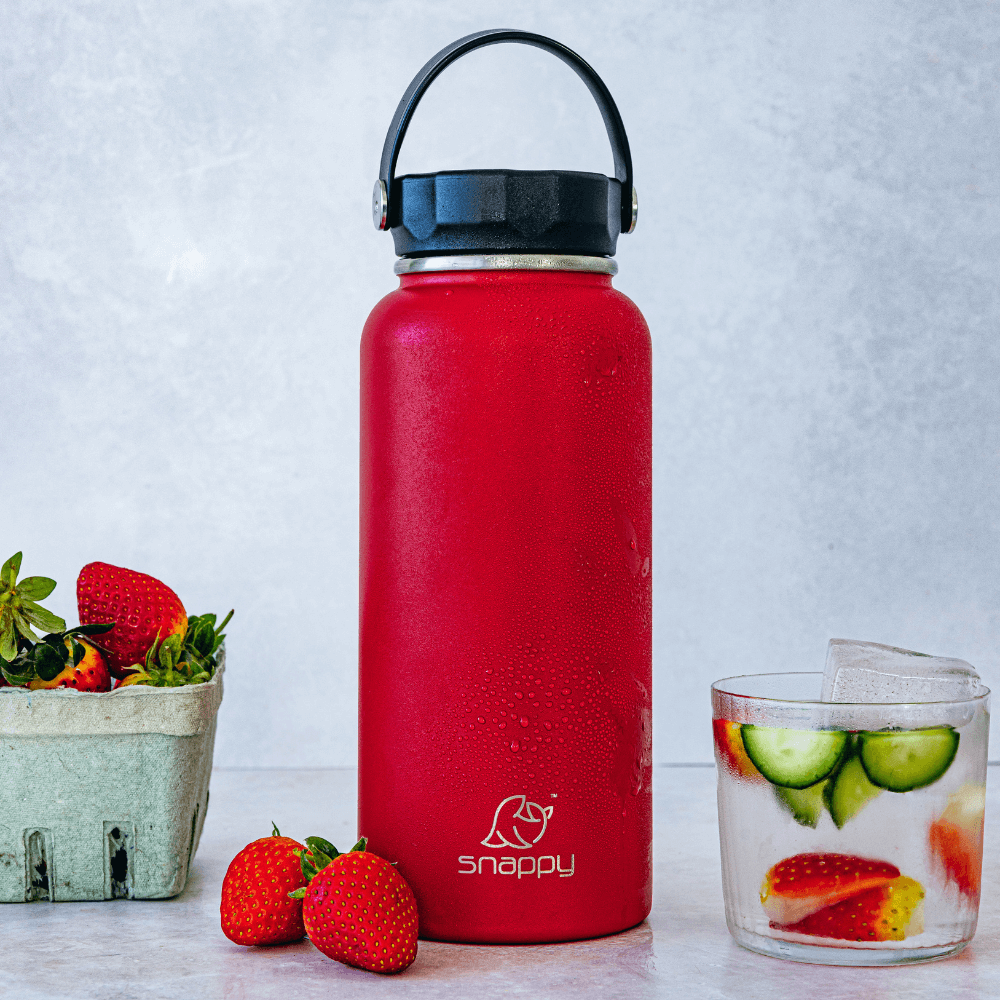Snappy Outdoor Cup 950ml Cherry Lifestyle